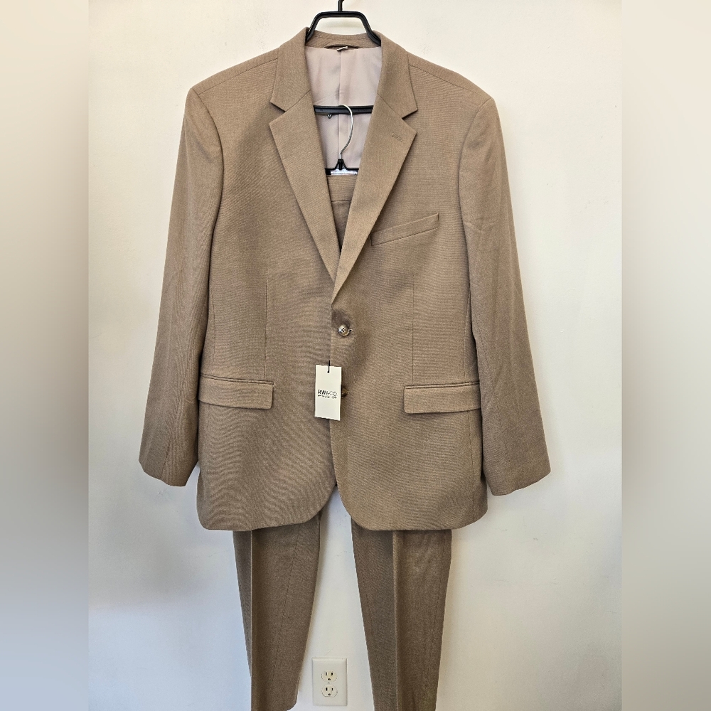 RW&CO. Classic Beige Men's Suit